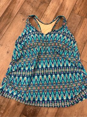 Women’s AVA & VIV Tankini Swim Top